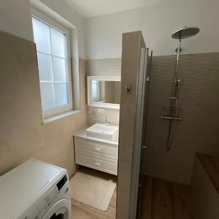 Light-filled Terrace Studio, Netflix, Smart Home, Frankfurt 40 Min *
